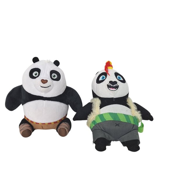Kung Fu Panda 3 Po Plush Lot of 2 DreamWorks Stuffed Animals 8" - Picture 1 of 3